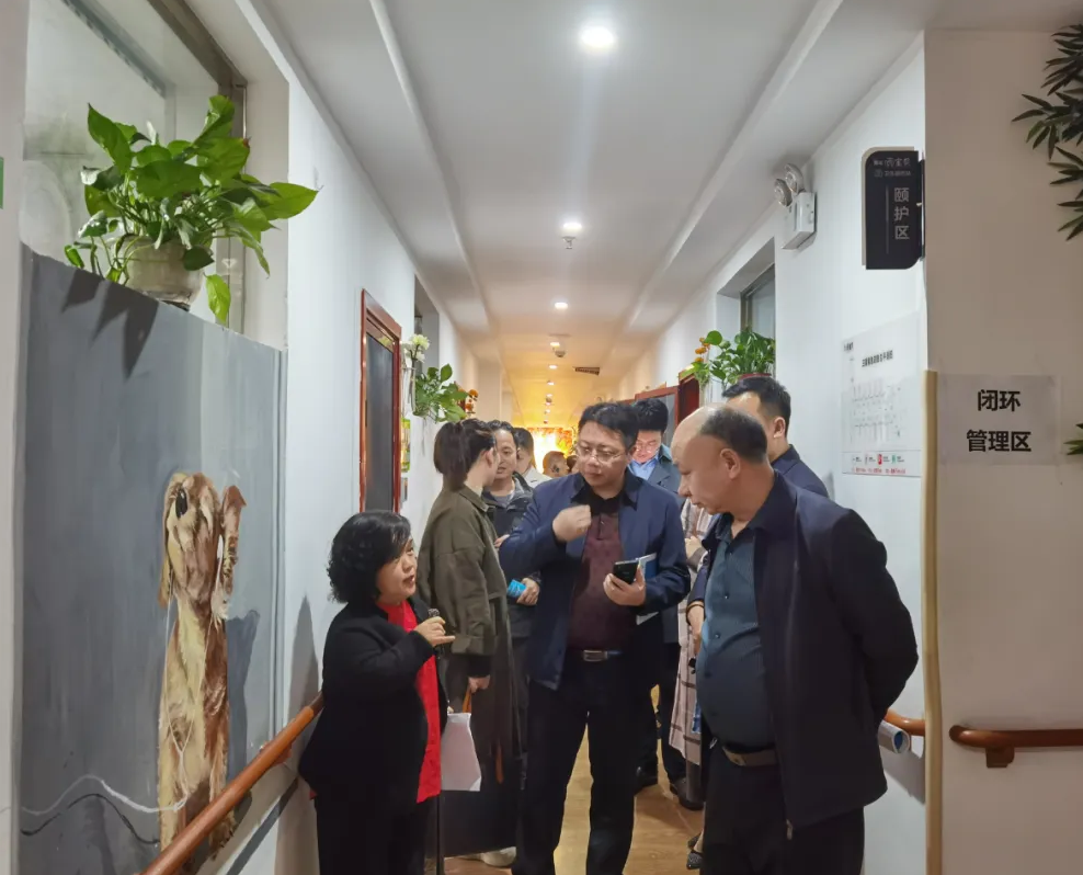 全省14個市州民政局分管領(lǐng)導(dǎo)、養(yǎng)老服務(wù)科科長、縣市區(qū)民政局分管副局長等100余人